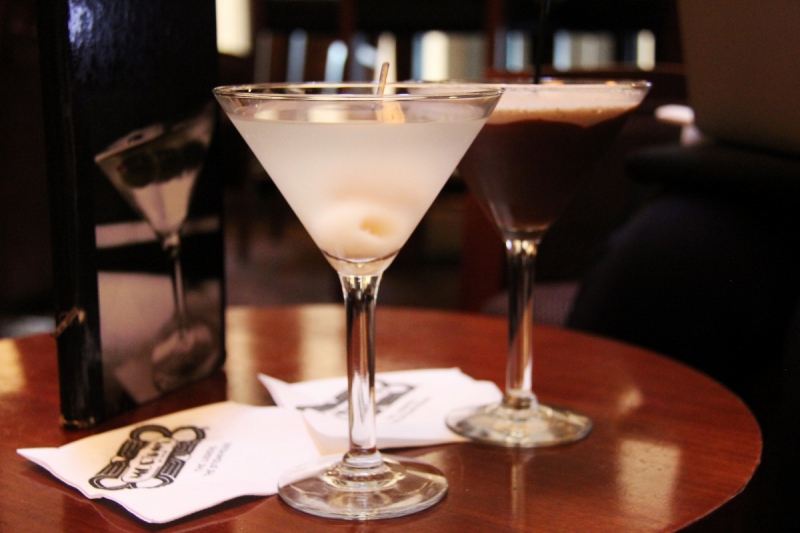 brasserie-LA CROIX SUR ROUDOULE-min_martini_bar_lychee_chocolate_alcohol_liquor_happy_hour_happy-910161